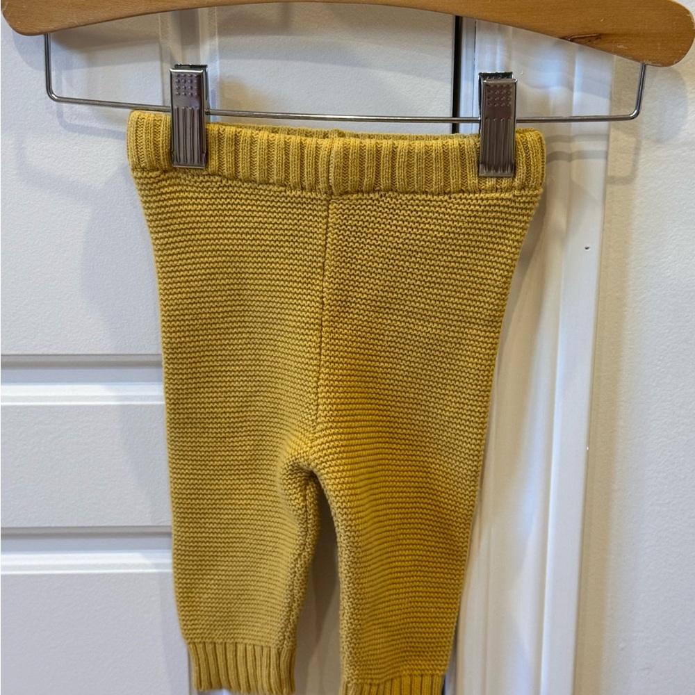 René Rofé Baby Mustard Yellow Knit Baby Pants 0-3 months